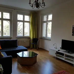Apartment Frankfurter Tor Berlin